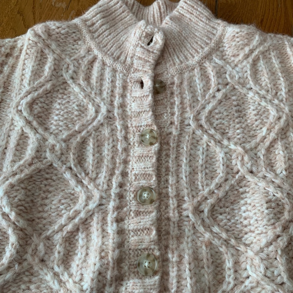 AE sweater - Picture 4 of 7